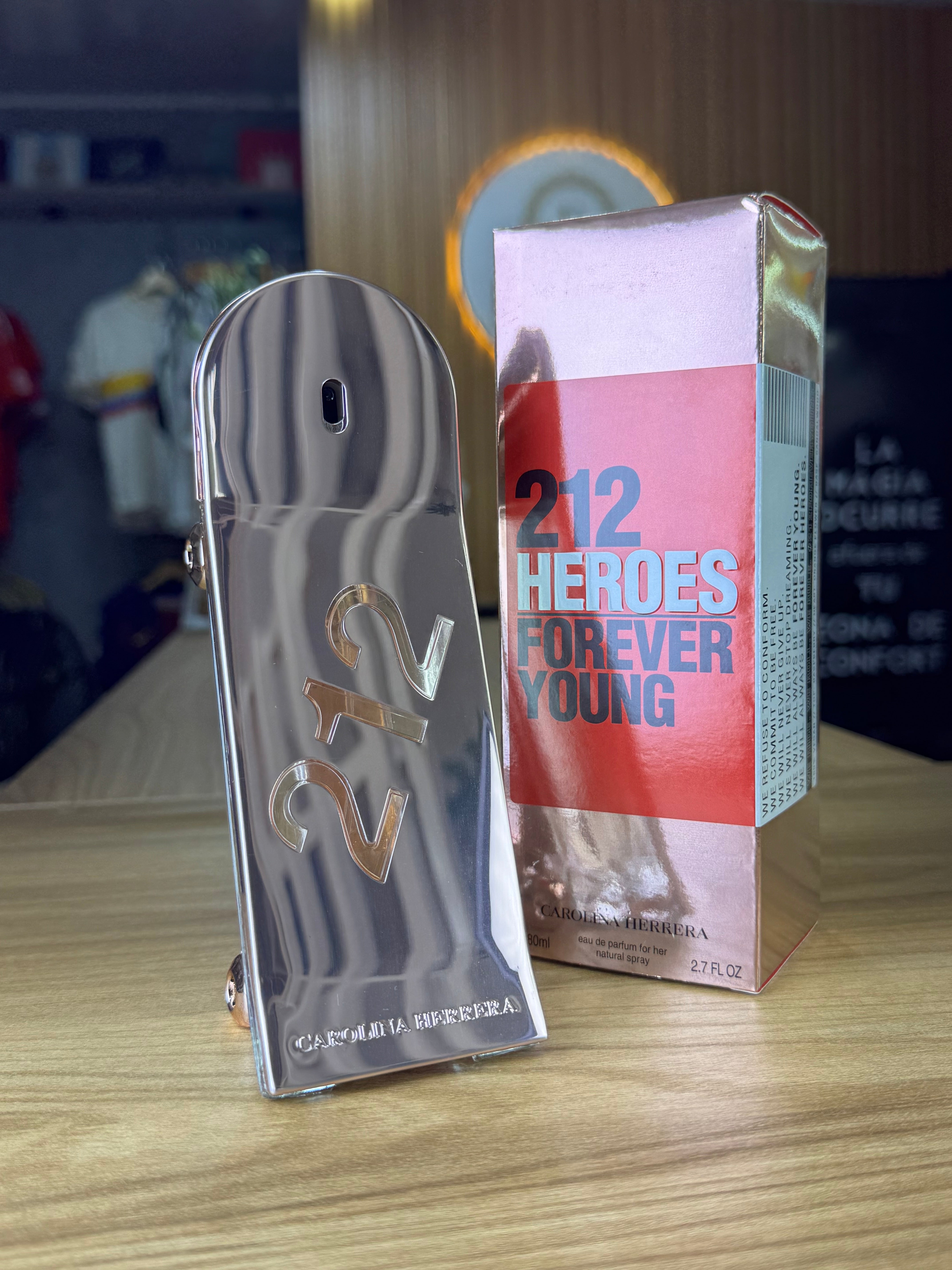 212 Heroes Woman by Carolina Herrera 100ml