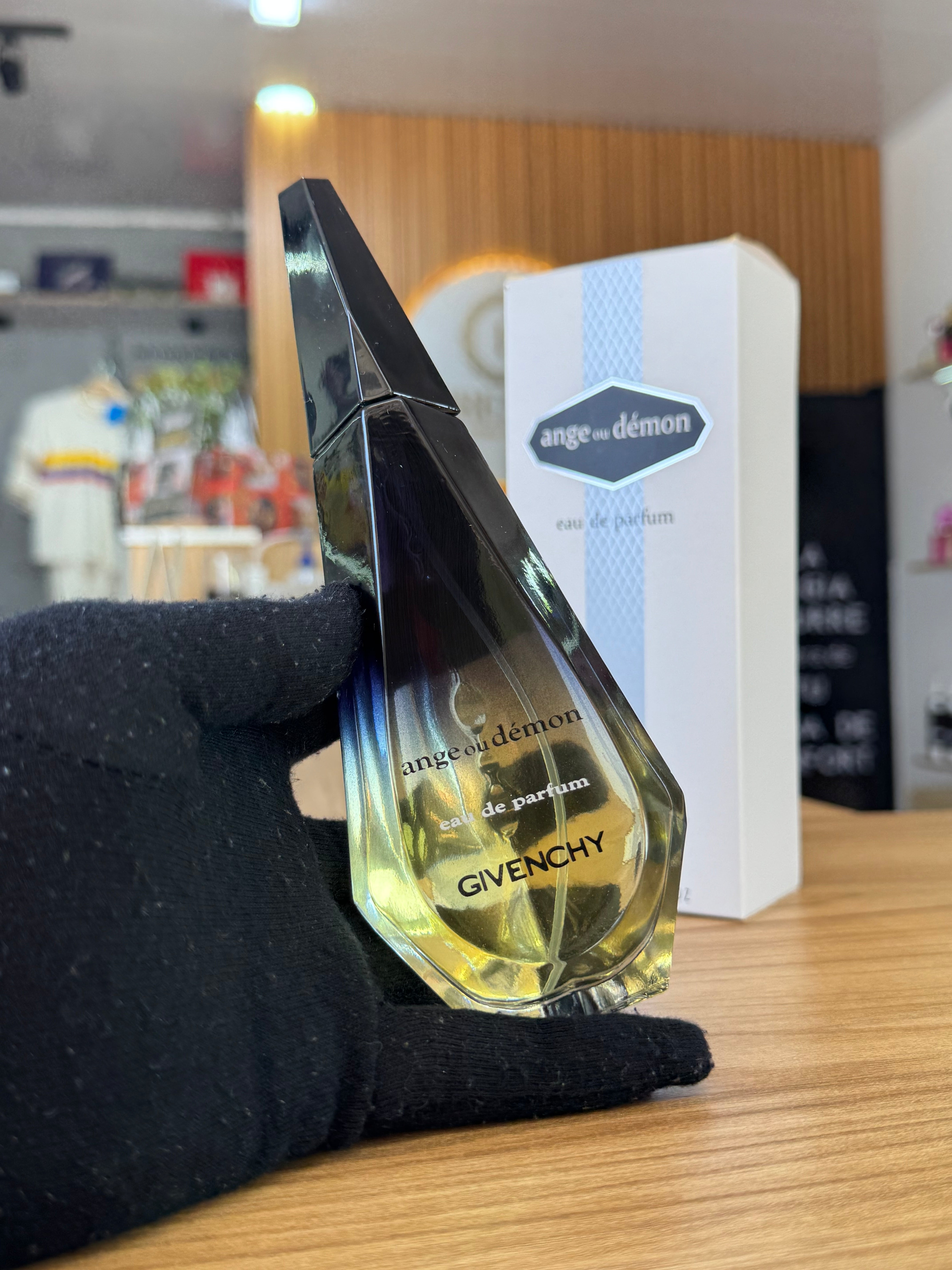 Angel y Demonio by Givenchy 100ml