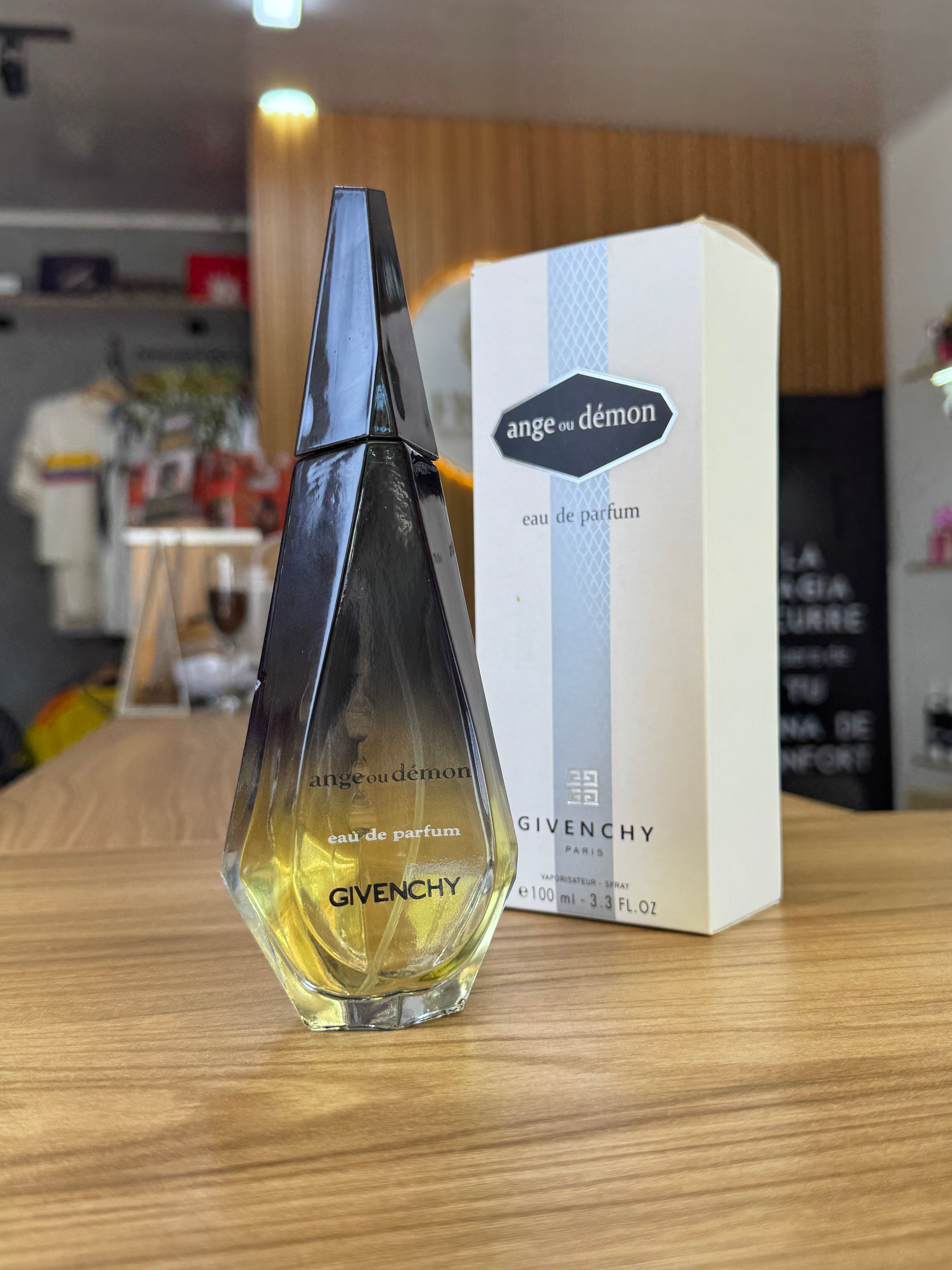 Angel y Demonio by Givenchy 100ml
