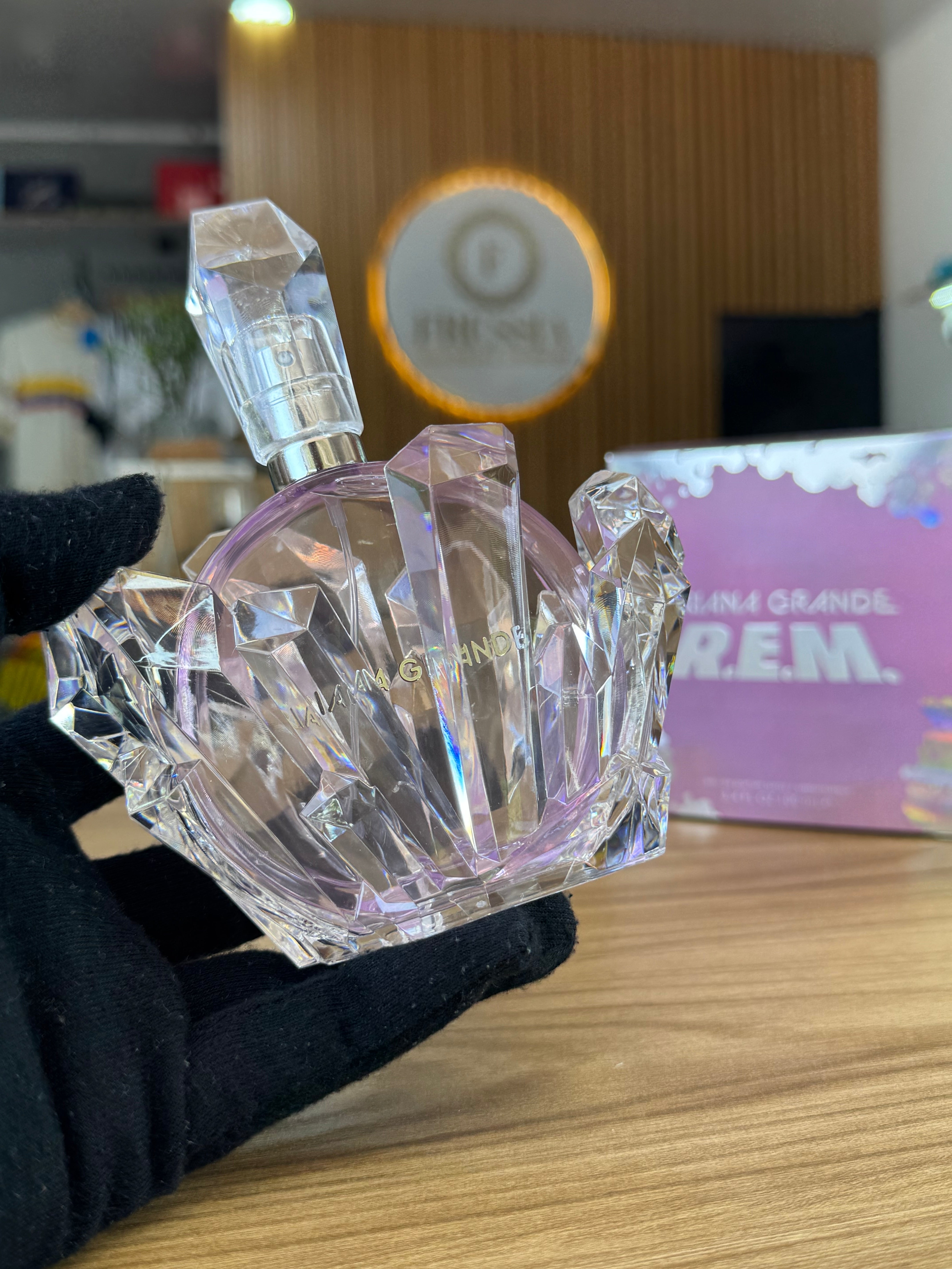 REM by Ariana Grande 100Ml